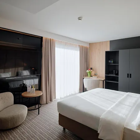 Hotel Verde City Κοστζαλίν